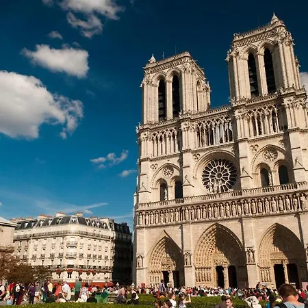 Tbs 334 - In * Paris